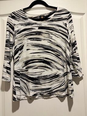 JM Collection Black and White Brushstroke Long Sleeve Top